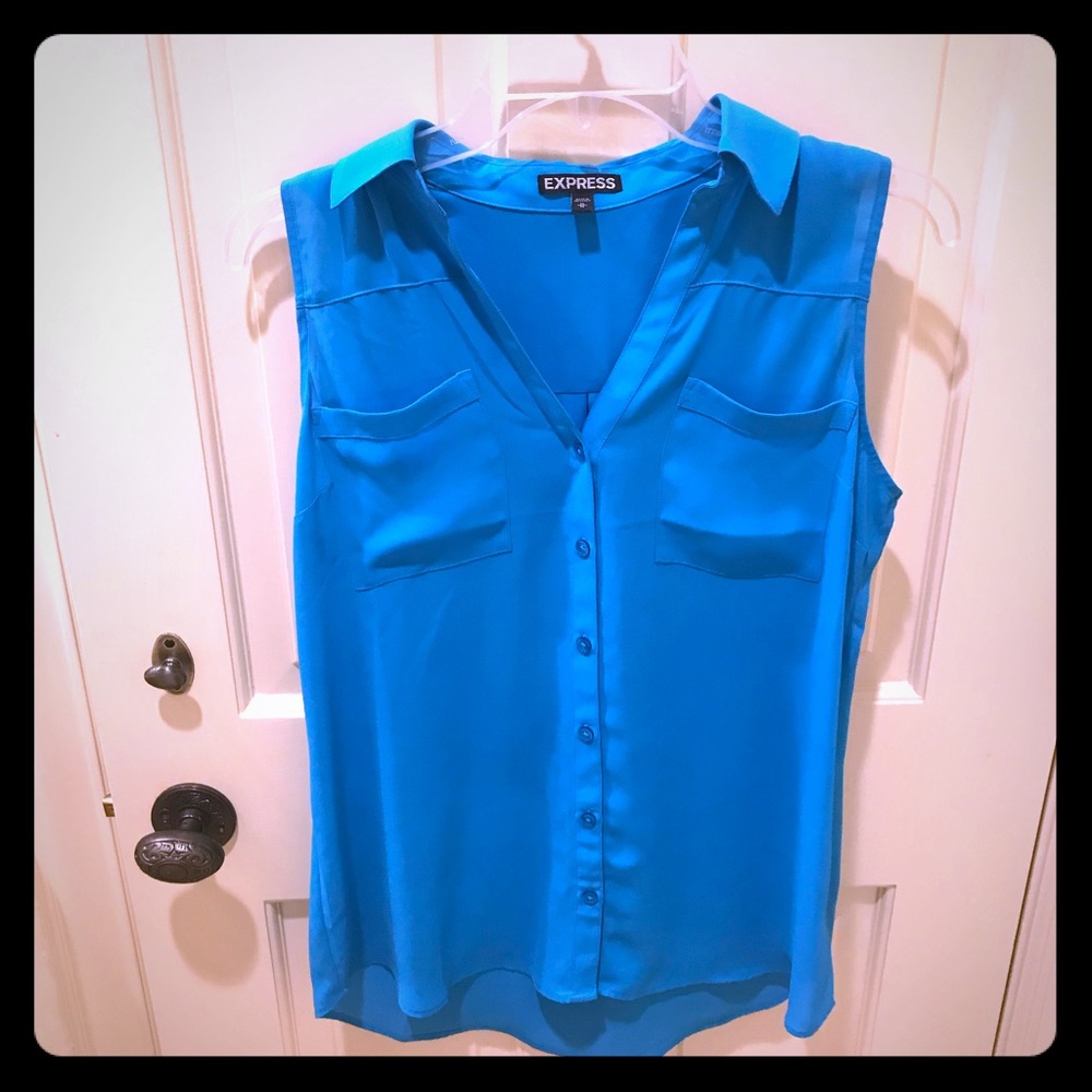 Sleeveless express blouse